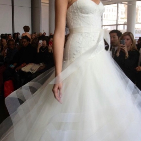 Rivini Wedding Gown - Picture 2 of 7